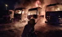حريق في 5 شاحنات بمدينة الرملة فجر اليوم
